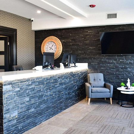 Big Bird Inn Wawa, Surestay Collection By Best Western المظهر الخارجي الصورة