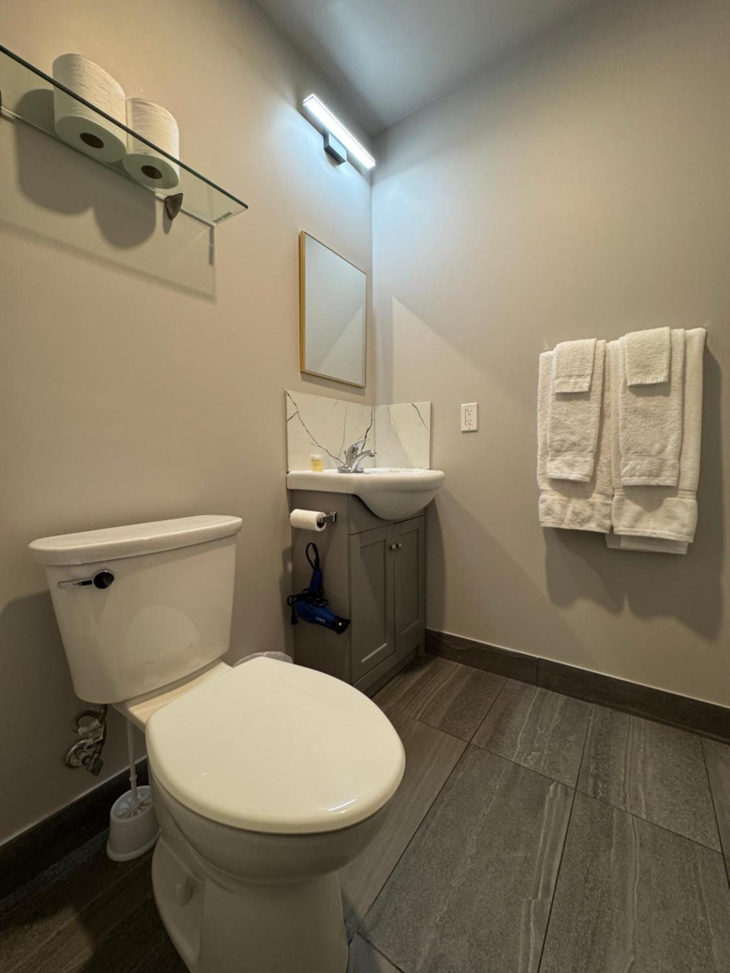 Big Bird Inn Wawa, Surestay Collection By Best Western المظهر الخارجي الصورة