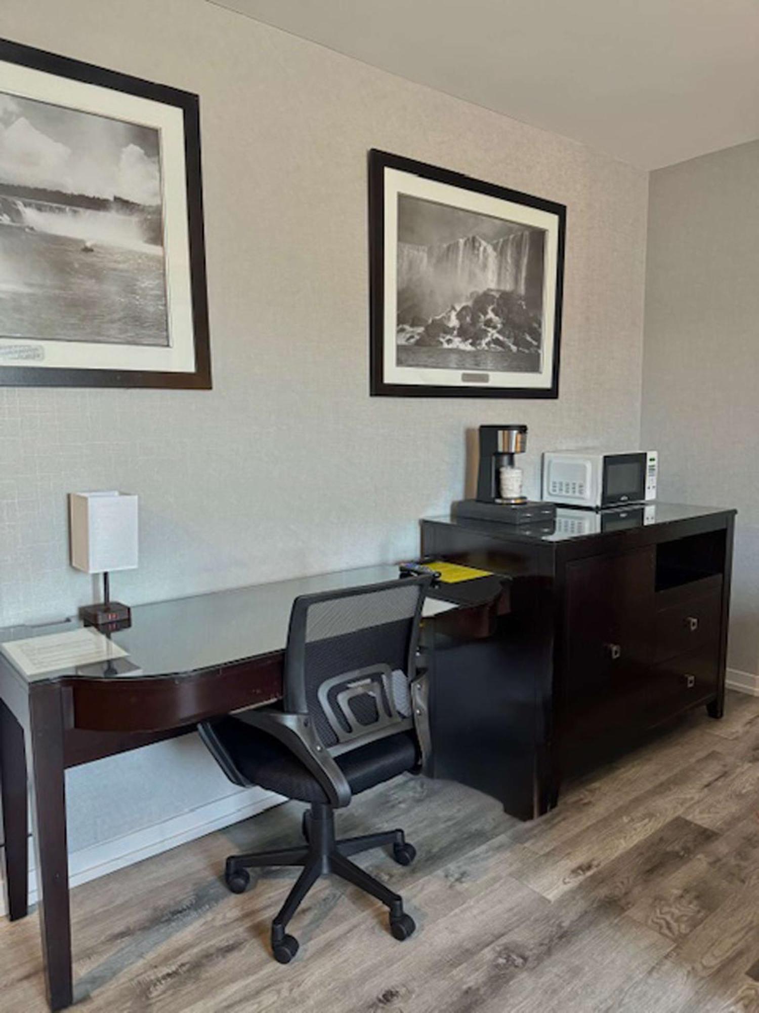 Big Bird Inn Wawa, Surestay Collection By Best Western المظهر الخارجي الصورة