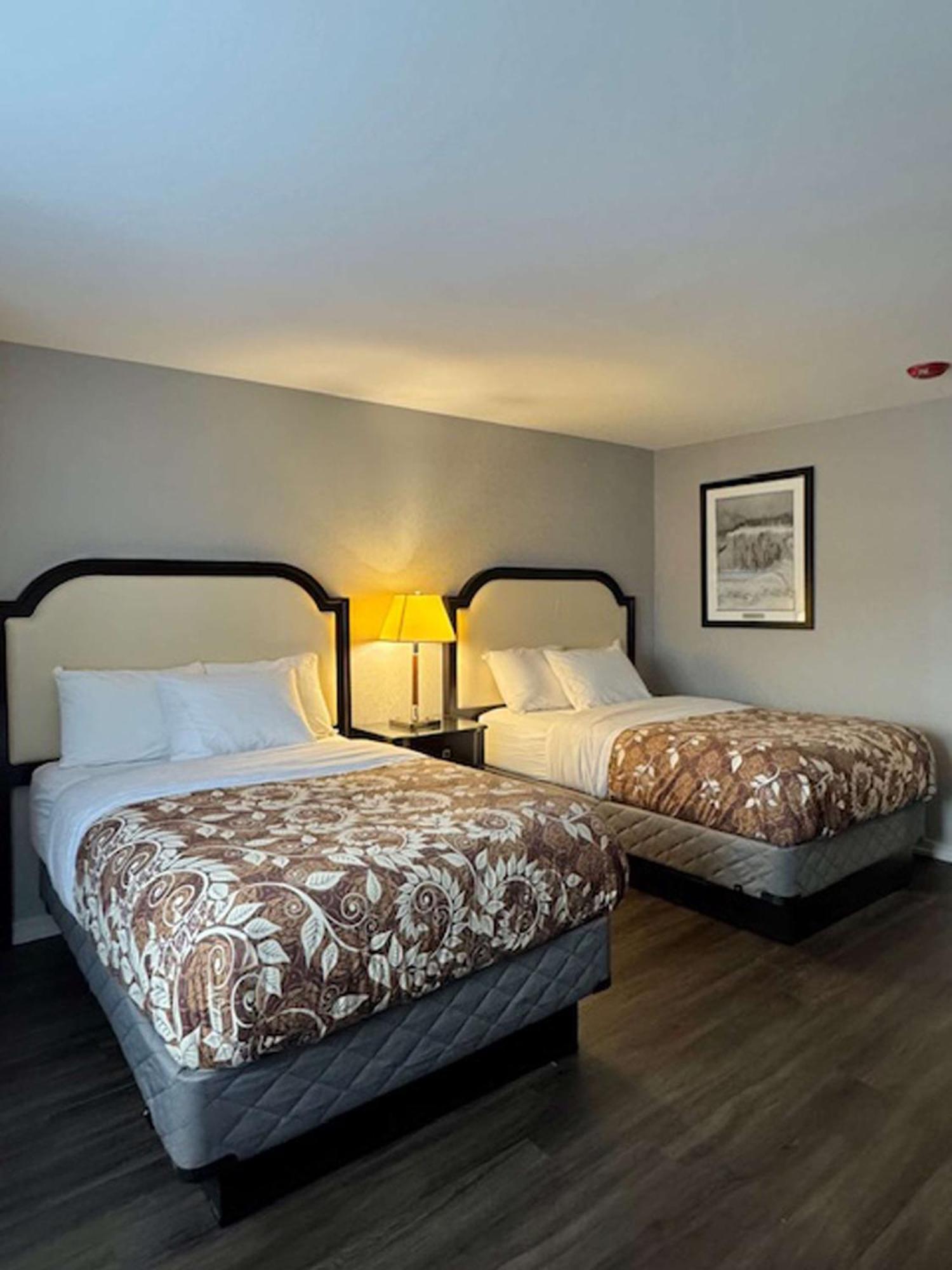 Big Bird Inn Wawa, Surestay Collection By Best Western المظهر الخارجي الصورة
